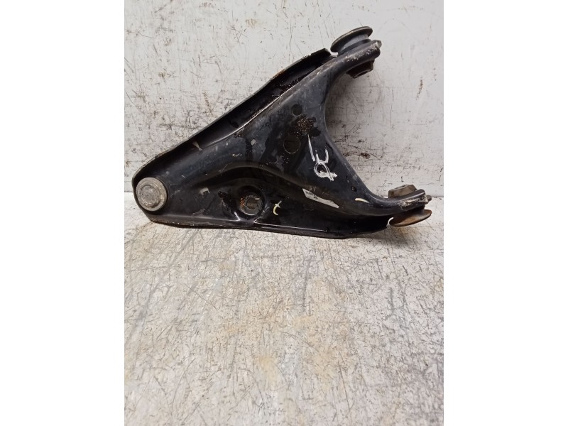 Recambio de brazo suspension inferior delantero derecho para dacia sandero referencia OEM IAM   