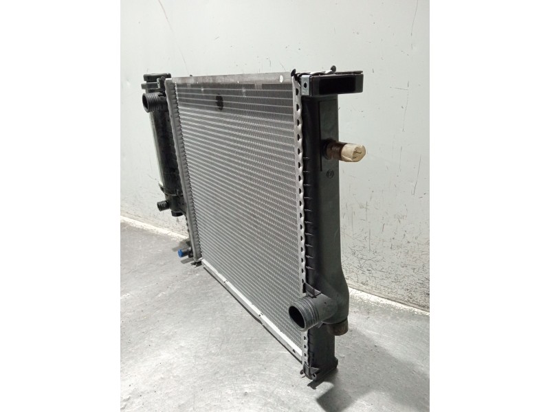 Recambio de radiador agua para bmw 3 (e36) 318 is referencia OEM IAM 1728907  