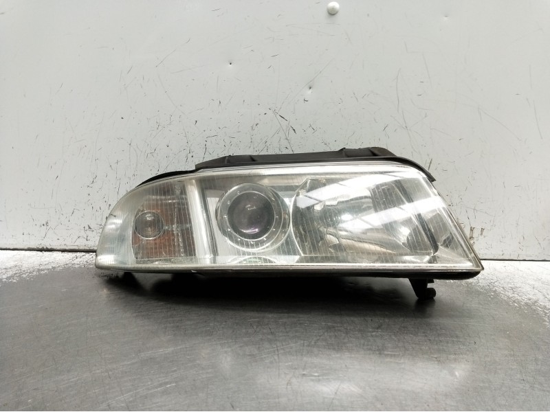 Recambio de faro derecho para audi a4 b5 (8d2) 1.9 tdi referencia OEM IAM 8D0941004AK 1853675100 89300381