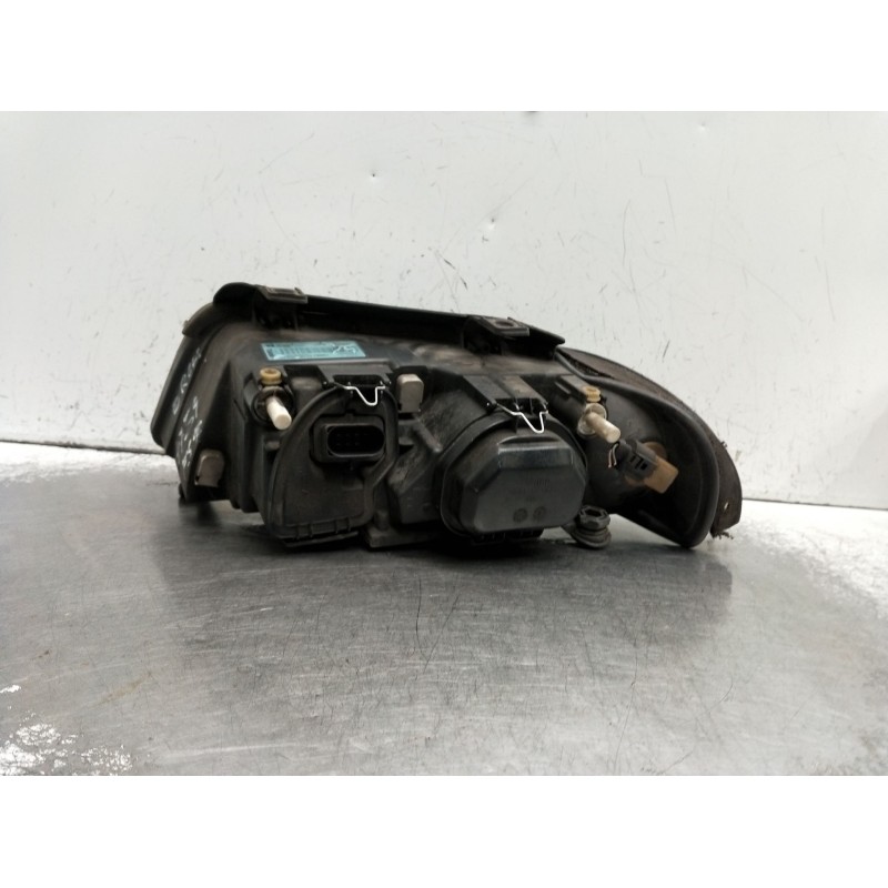 Recambio de faro derecho para audi a4 b5 (8d2) 1.9 tdi referencia OEM IAM 8D0941004AK 1853675100 89300381
