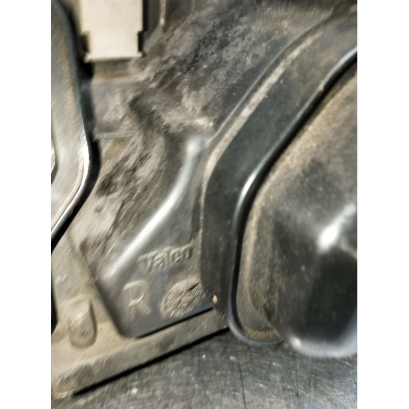 Recambio de faro derecho para audi a4 b5 (8d2) 1.9 tdi referencia OEM IAM 8D0941004AK 1853675100 89300381