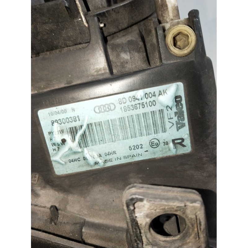 Recambio de faro derecho para audi a4 b5 (8d2) 1.9 tdi referencia OEM IAM 8D0941004AK 1853675100 89300381