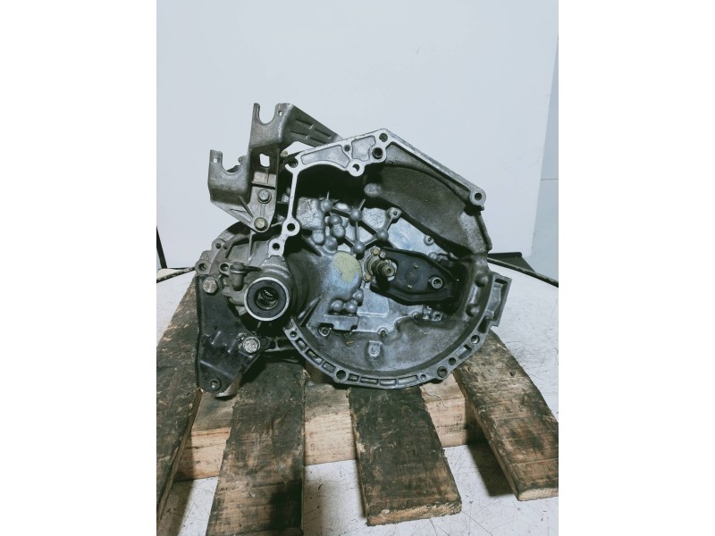 Recambio de caja cambios para citroen c3 1.1 furio referencia OEM IAM 20CQ08 1002910 