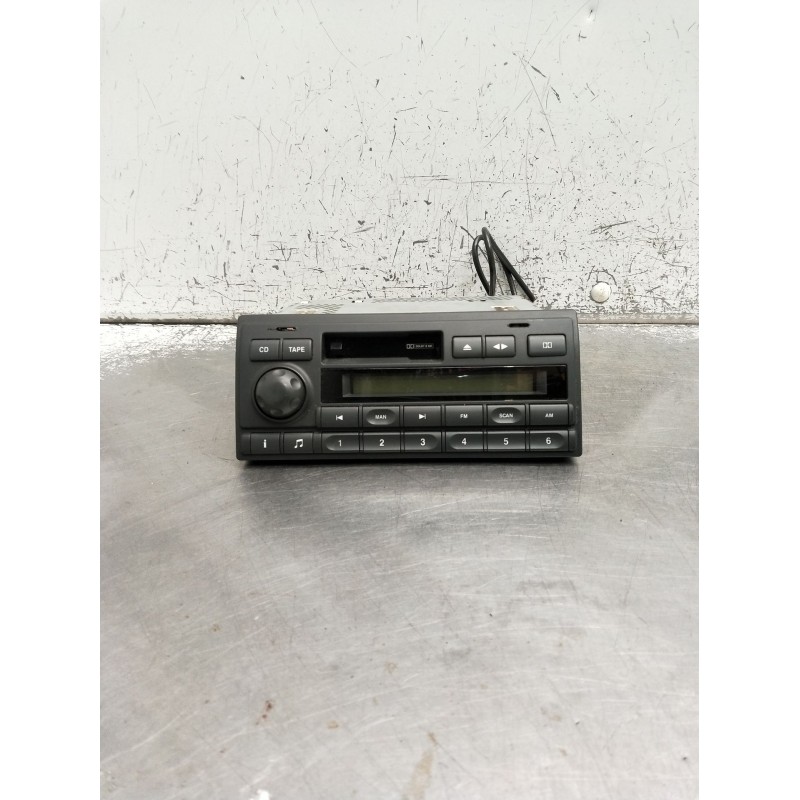 Recambio de sistema audio / radio cd para land rover discovery ii (l318) 2.5 td5 4x4 referencia OEM IAM 153282KHZ Q90419793C /98