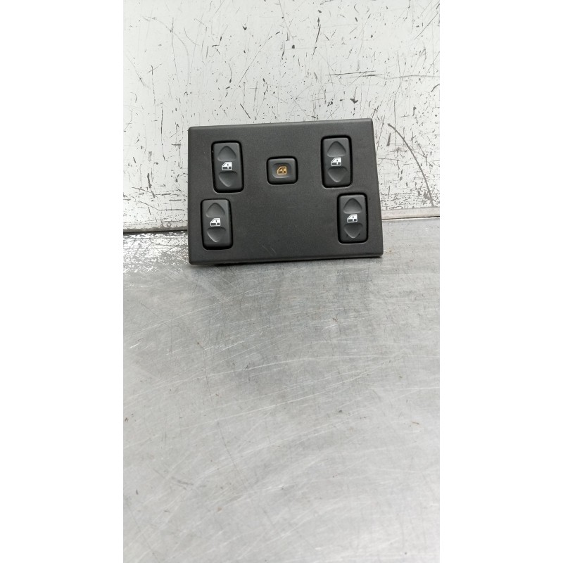 Recambio de mando elevalunas delantero izquierdo para land rover discovery ii (l318) 2.5 td5 4x4 referencia OEM IAM   mandos ele