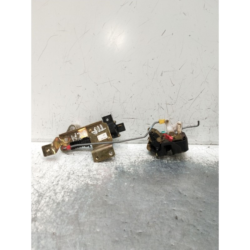 Recambio de motor cierre centralizado trasero derecho para chrysler pt cruiser (pt_) 2.0 referencia OEM IAM 05027916AB  