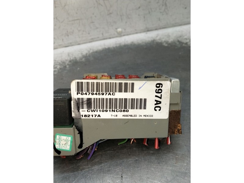 Recambio de caja reles / fusibles para chrysler pt cruiser (pt_) 2.0 referencia OEM IAM P04794697AC  