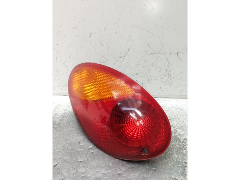 Recambio de piloto trasero izquierdo para chrysler pt cruiser (pt_) 2.0 referencia OEM IAM   