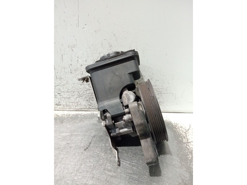 Recambio de bomba direccion para bmw 5 (e60) 530 d referencia OEM IAM 7693974101  