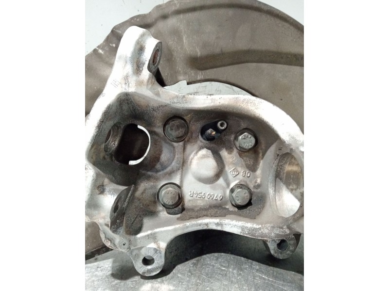 Recambio de mangueta delantera derecha para bmw 5 (e60) 530 d referencia OEM IAM 6760954R  