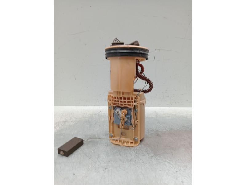 Recambio de bomba combustible para volkswagen passat b5 (3b2) 1.8 t referencia OEM IAM 8e0919051a  