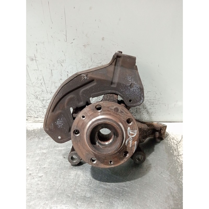 Recambio de mangueta delantera derecha para citroën jumpy ii (vf7) 2.0 hdi 120 referencia OEM IAM 64832U03  