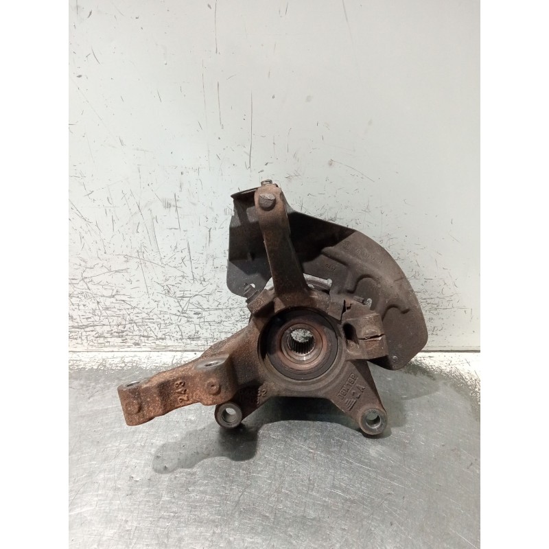 Recambio de mangueta delantera derecha para citroën jumpy ii (vf7) 2.0 hdi 120 referencia OEM IAM 64832U03  