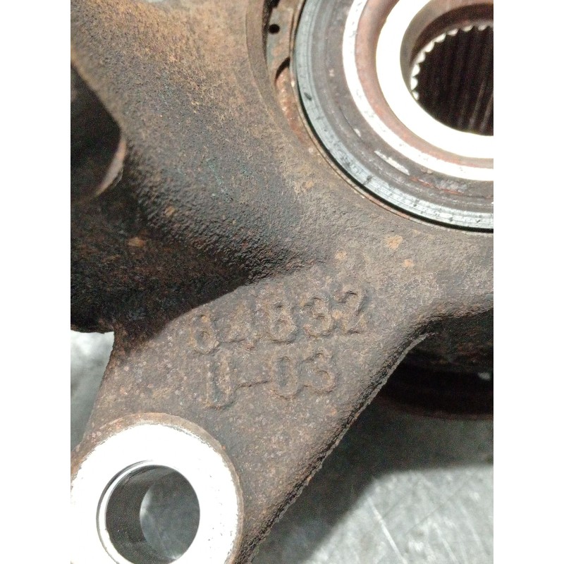 Recambio de mangueta delantera derecha para citroën jumpy ii (vf7) 2.0 hdi 120 referencia OEM IAM 64832U03  