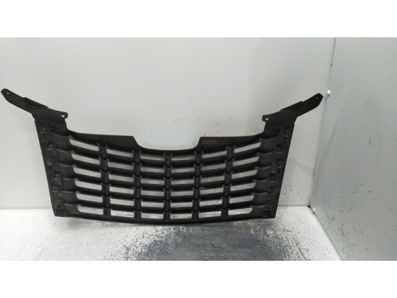 Recambio de rejilla delantera para chrysler pt cruiser (pt_) 2.0 referencia OEM IAM 301090406  