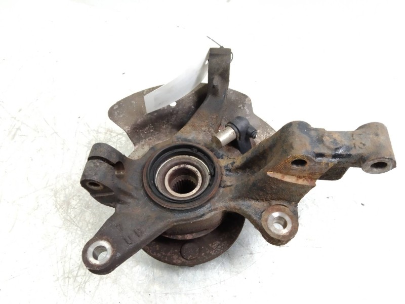 Recambio de mangueta delantera izquierda para mazda premacy (cp) 2.0 turbodiesel cat referencia OEM IAM   