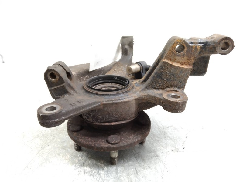 Recambio de mangueta delantera izquierda para mazda premacy (cp) 2.0 turbodiesel cat referencia OEM IAM   