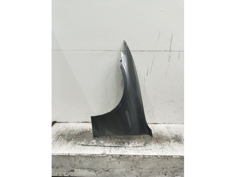 Recambio de aleta delantera izquierda para volvo v60 familiar referencia OEM IAM   