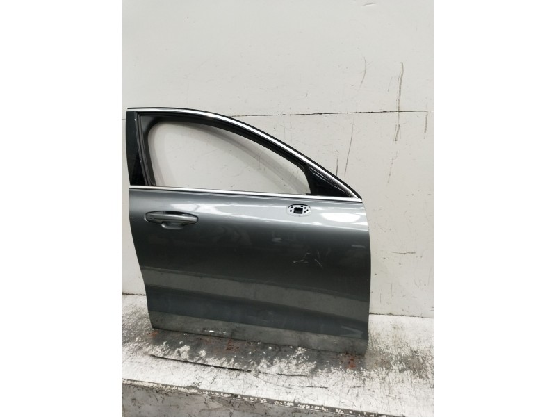 Recambio de puerta delantera derecha para volvo v60 familiar referencia OEM IAM   5P
