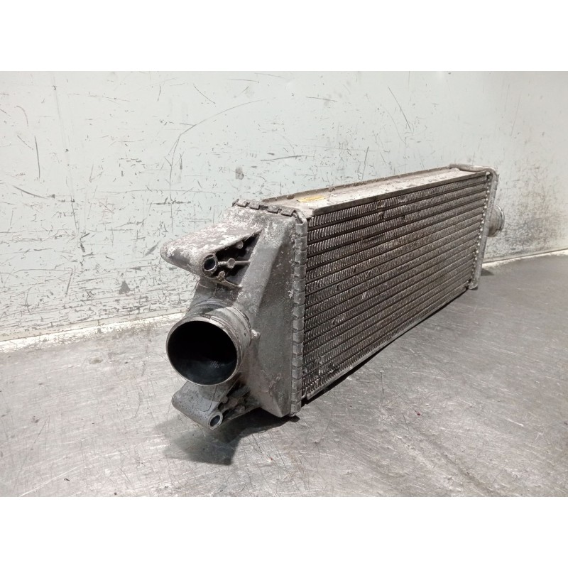 Recambio de intercooler para iveco daily iii caja/chasis 35 s 11,35 c 11 (a2fc13aa, a6fbu4ab, a2nb14a1, a2nd13a1,... referencia 