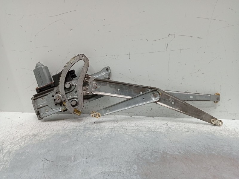 Recambio de elevalunas delantero derecho para opel corsa b (s93) 1.4 si (f08, f68, m68) referencia OEM IAM 90481774  