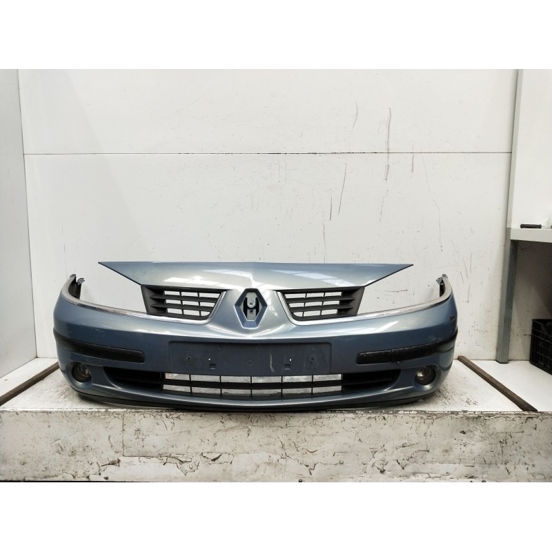Recambio de paragolpes delantero para renault laguna ii (bg0/1_) 1.9 dci (bg1a, bg1w, bg0g) referencia OEM IAM   
