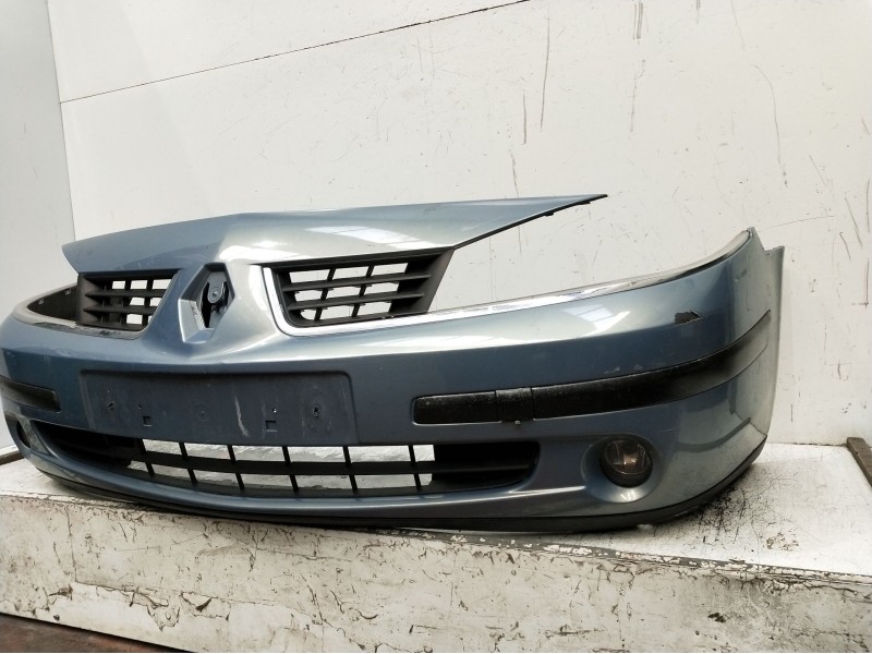 Recambio de paragolpes delantero para renault laguna ii (bg0/1_) 1.9 dci (bg1a, bg1w, bg0g) referencia OEM IAM   