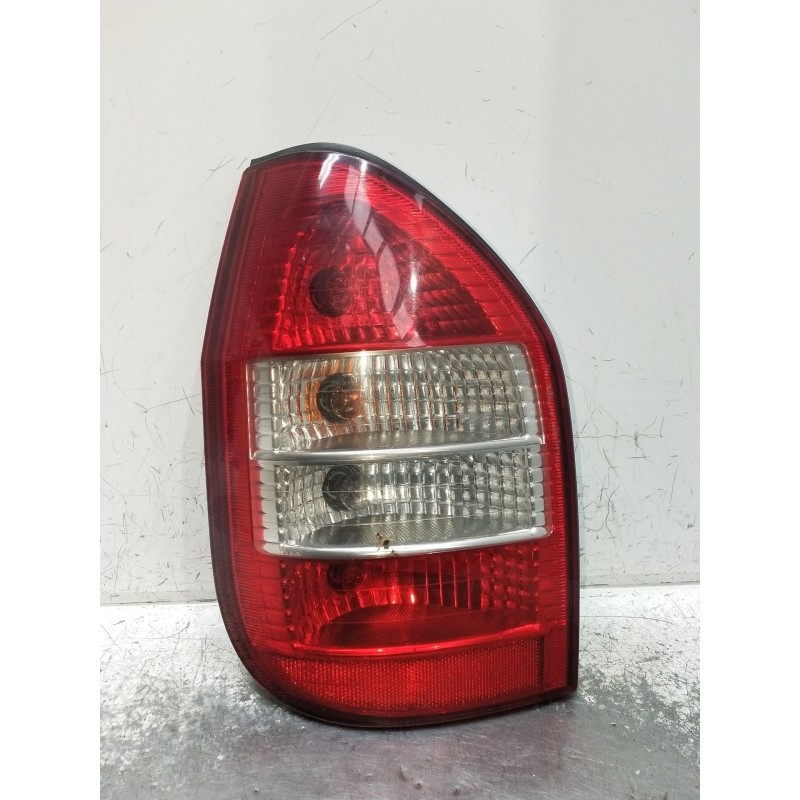 Recambio de piloto trasero derecho para opel zafira a monospace (t98) 2.2 dti 16v (f75) referencia OEM IAM   