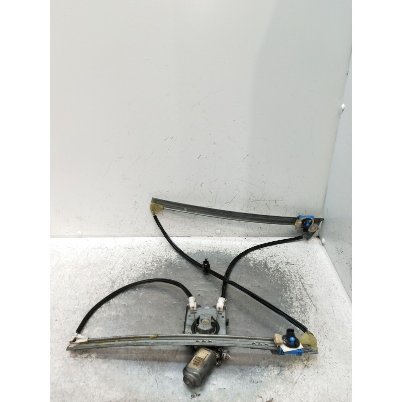 Recambio de elevalunas delantero derecho para renault laguna ii (bg0/1_) 1.9 dci (bg08, bg0g) referencia OEM IAM 400569  