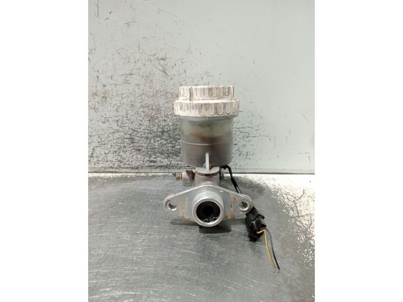 Recambio de bomba freno para mitsubishi montero classic (v2_w, v6_w, v7_w) 2.5 td (v24w) referencia OEM IAM   