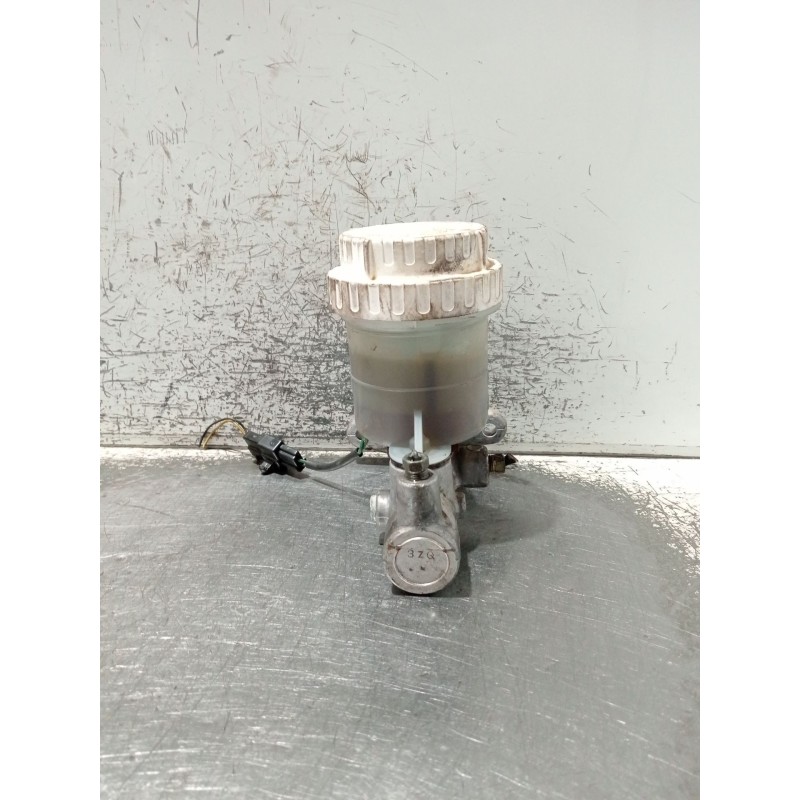 Recambio de bomba freno para mitsubishi montero classic (v2_w, v6_w, v7_w) 2.5 td (v24w) referencia OEM IAM   
