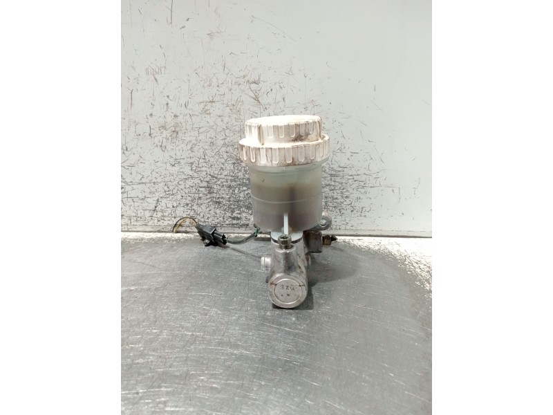 Recambio de bomba freno para mitsubishi montero classic (v2_w, v6_w, v7_w) 2.5 td (v24w) referencia OEM IAM   