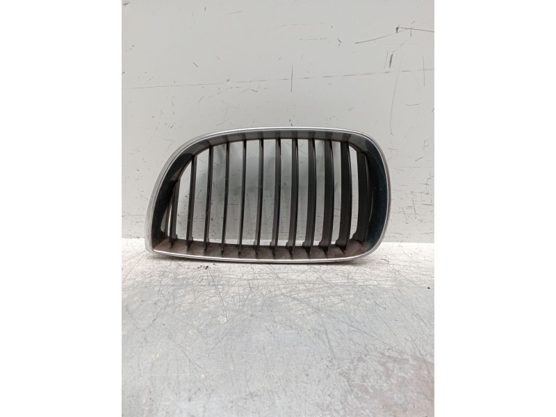 Recambio de rejilla delantera para bmw 1 (e87) 118 d referencia OEM IAM IZQUIERDA  