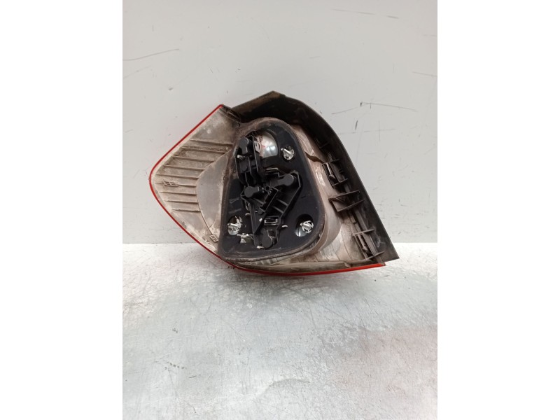 Recambio de piloto trasero derecho para bmw 1 (e87) 118 d referencia OEM IAM 301s380000  