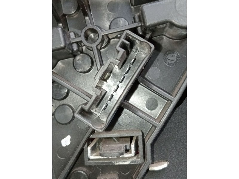 Recambio de piloto trasero derecho para bmw 1 (e87) 118 d referencia OEM IAM 301s380000  