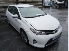toyota auris (_e18_) del año 2014