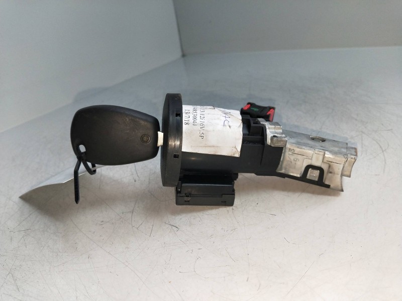 Recambio de conmutador de arranque para dacia sandero básico referencia OEM IAM 21986212 285916556RA G3442C969