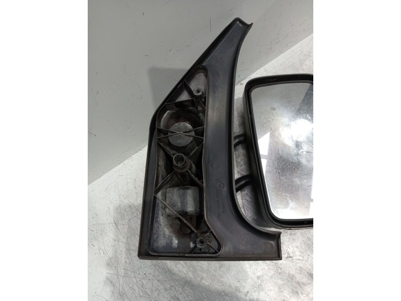 Recambio de retrovisor derecho para renault master ii phase 2 caja cerrada referencia OEM IAM   