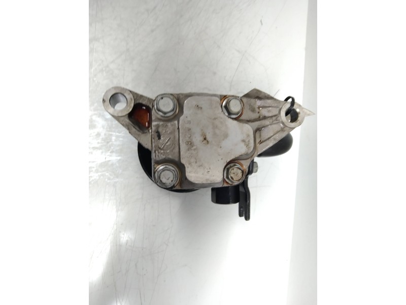 Recambio de bomba direccion para kia opirus 3.5 v6 cat referencia OEM IAM   