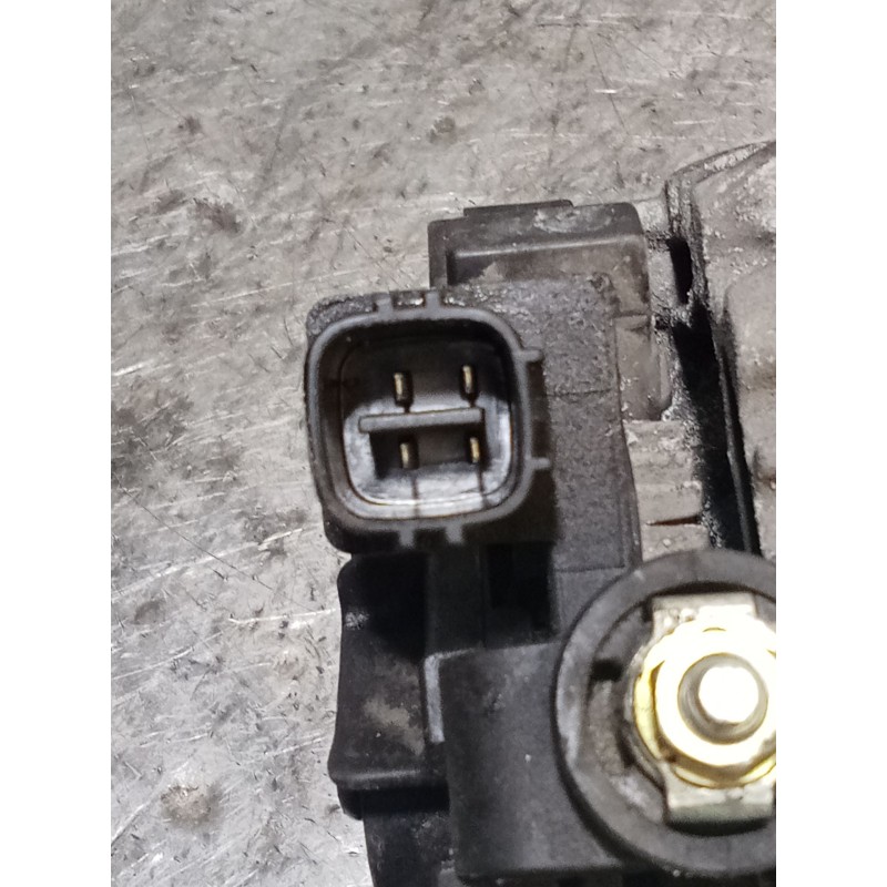Recambio de alternador para toyota avensis berlina (t25) 1.8 sol sedán (4-ptas.) referencia OEM IAM  270600D030F 