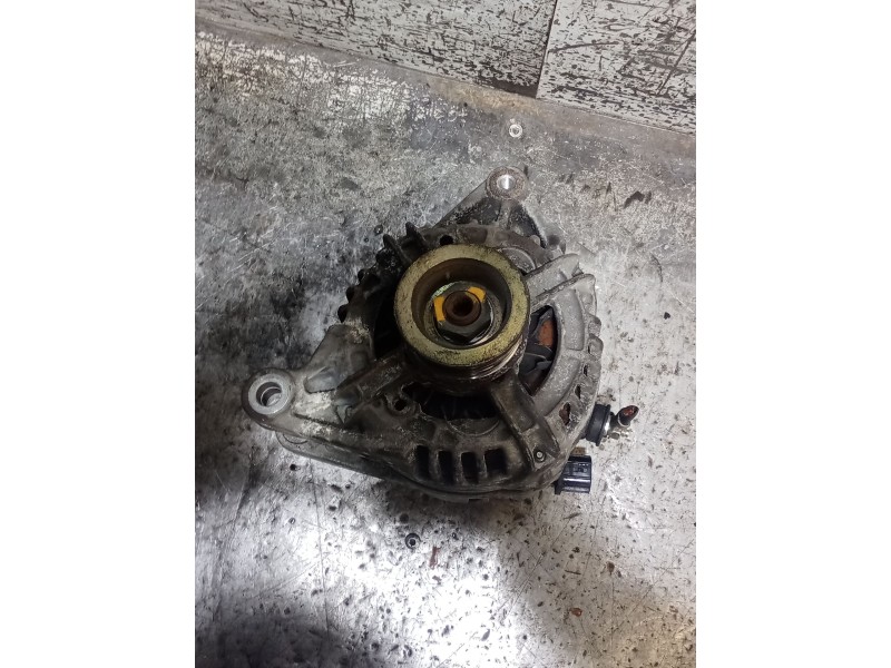 Recambio de alternador para toyota avensis berlina (t25) 1.8 sol sedán (4-ptas.) referencia OEM IAM  270600D030F 