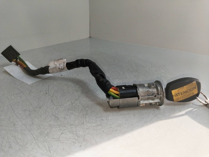 Recambio de conmutador de arranque para dacia sandero 1.5 dci diesel cat referencia OEM IAM   