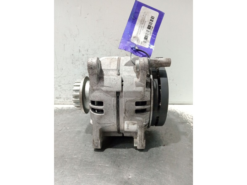 Recambio de alternador para volkswagen touareg (7la) tdi r5 referencia OEM IAM 0124615031  