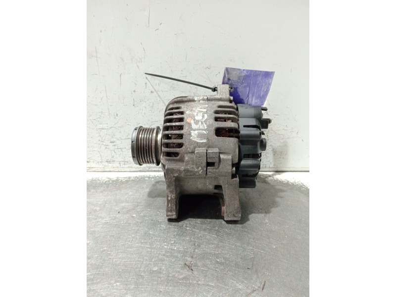 Recambio de alternador para renault megane ii station wagon (km0/1_) 1.5 dci (km1f) referencia OEM IAM 8200772726 2605275B 