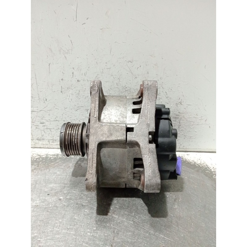 Recambio de alternador para renault megane ii station wagon (km0/1_) 1.5 dci (km1f) referencia OEM IAM 8200772726 2605275B 