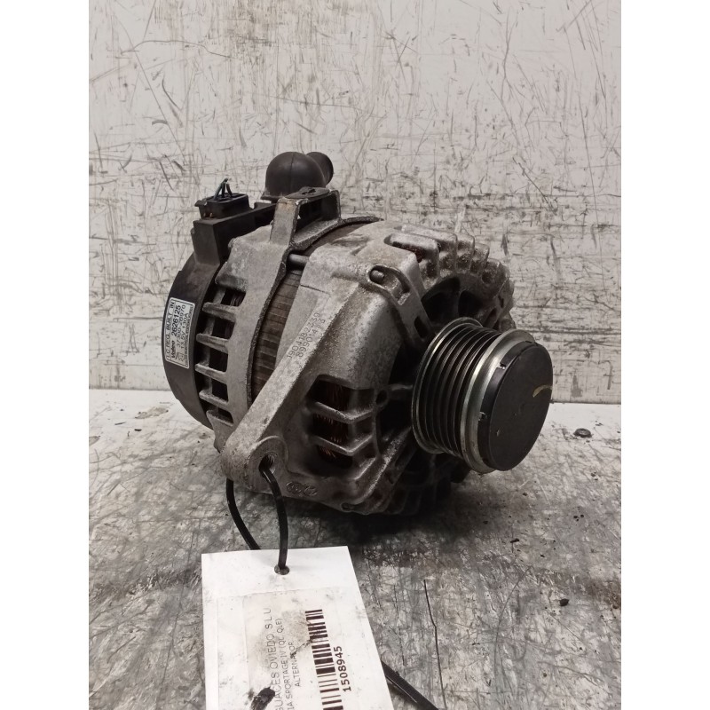 Recambio de alternador para kia sportage iv (ql, qle) 1.6 gdi referencia OEM IAM 2626125 373002B970 373002B970 VALEO