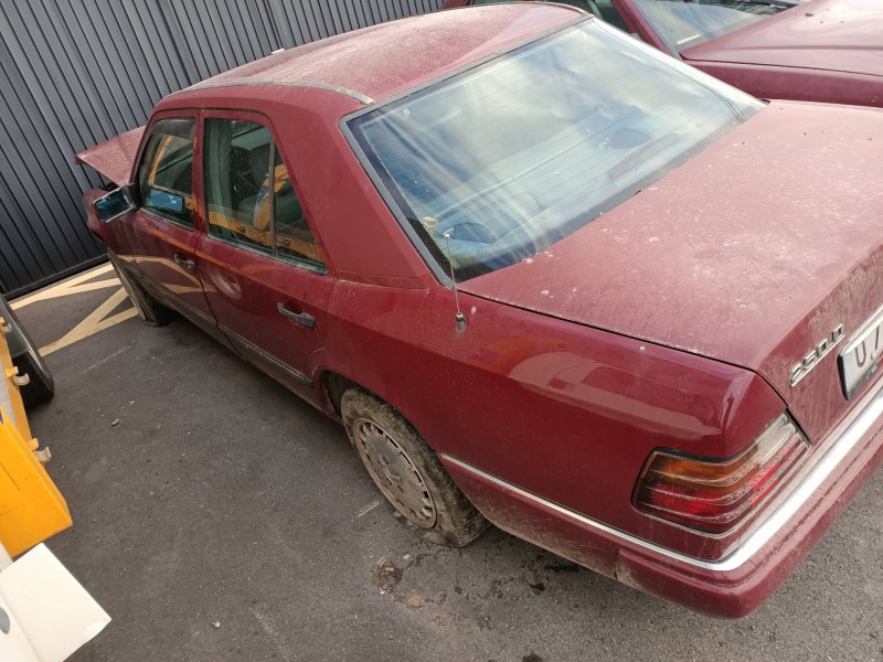 mercedes clase e (w124) berlina del año 1995