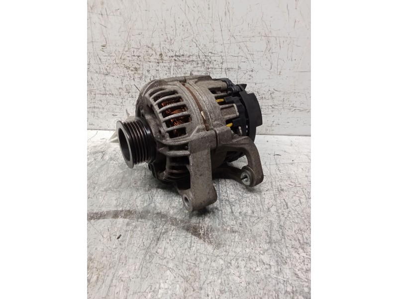 Recambio de alternador para opel astra h (a04) 1.4 (l48) referencia OEM IAM 0124225049 13156052 BOSCH