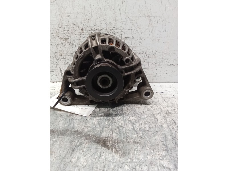 Recambio de alternador para opel astra h (a04) 1.4 (l48) referencia OEM IAM 0124225049 13156052 BOSCH