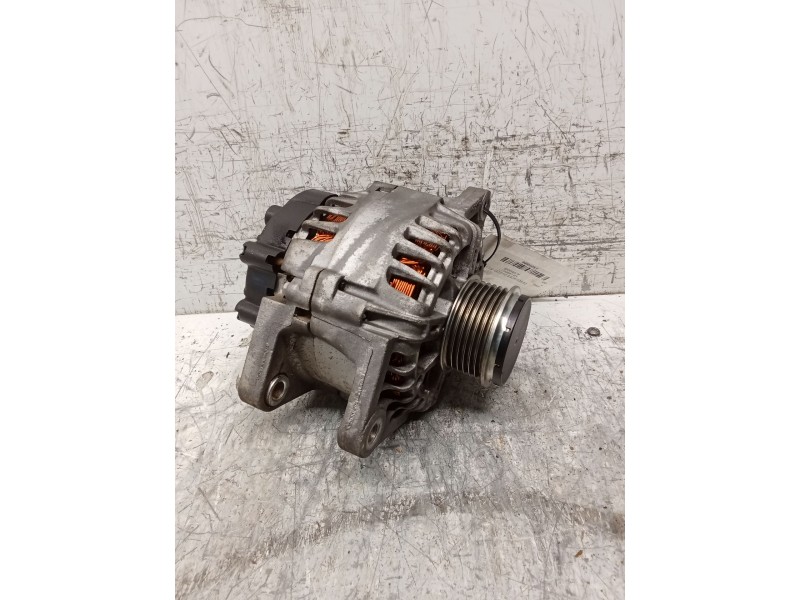 Recambio de alternador para kia carens ( ) referencia OEM IAM 2625573 373002B910 